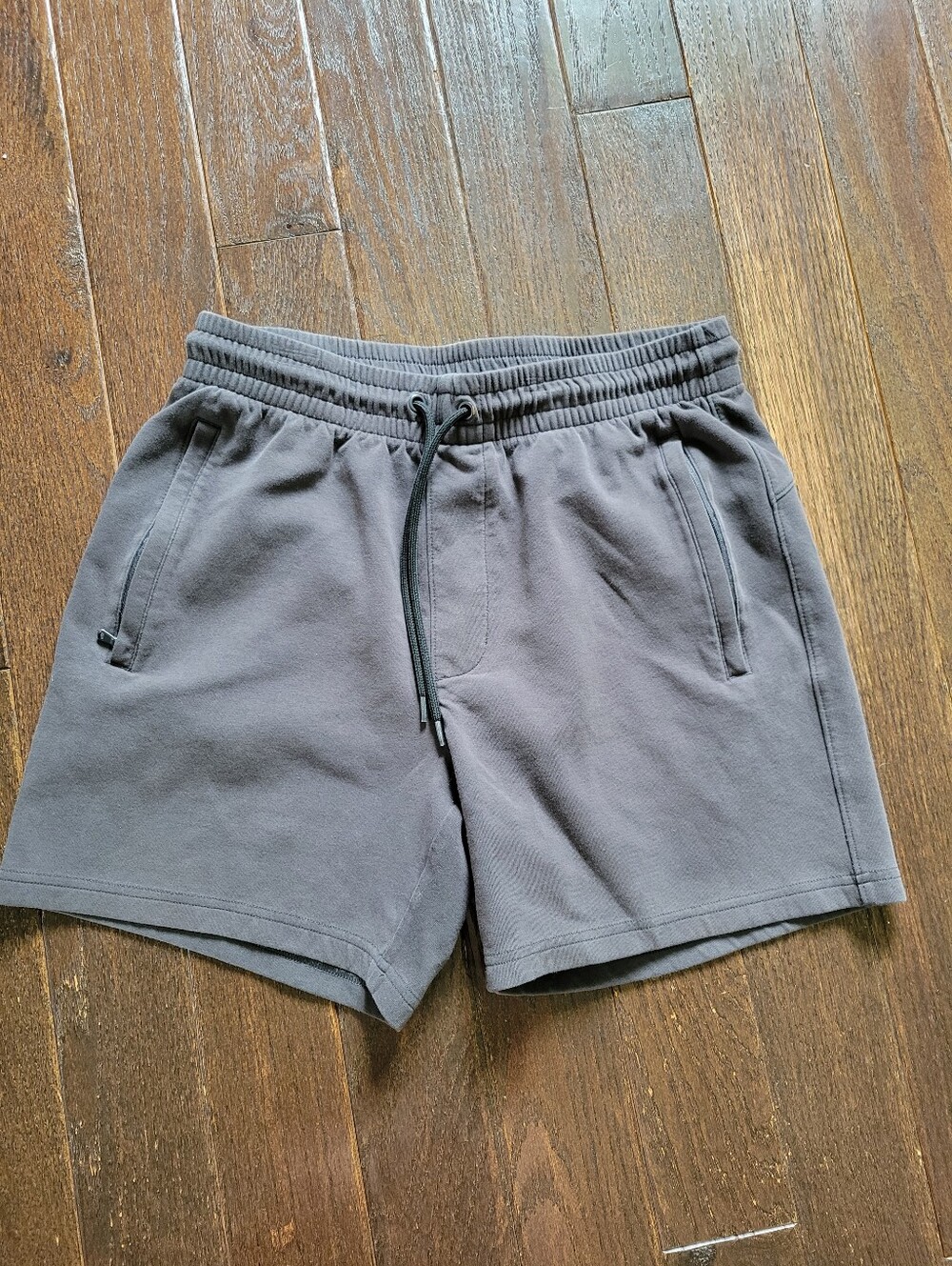 Old Navy Active small shorts, great condition, zipper pockets